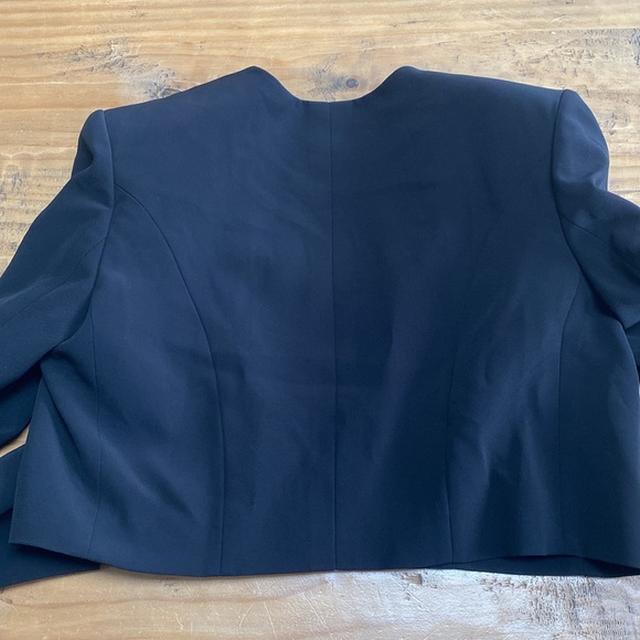 BalmainTwo-Tone Crepe Spencer Jacket - Picture 10 of 14